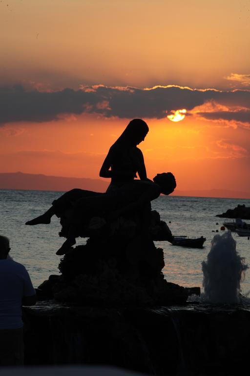 Blue Harmony Hotel Kini Dış mekan fotoğraf