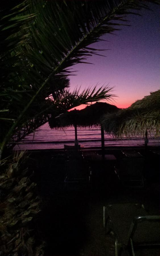Blue Harmony Hotel Kini Dış mekan fotoğraf